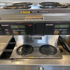 Commercial Bunn 12 Cup Coffee Brewer x2 & Hot Water Faucet with x6 Warmers