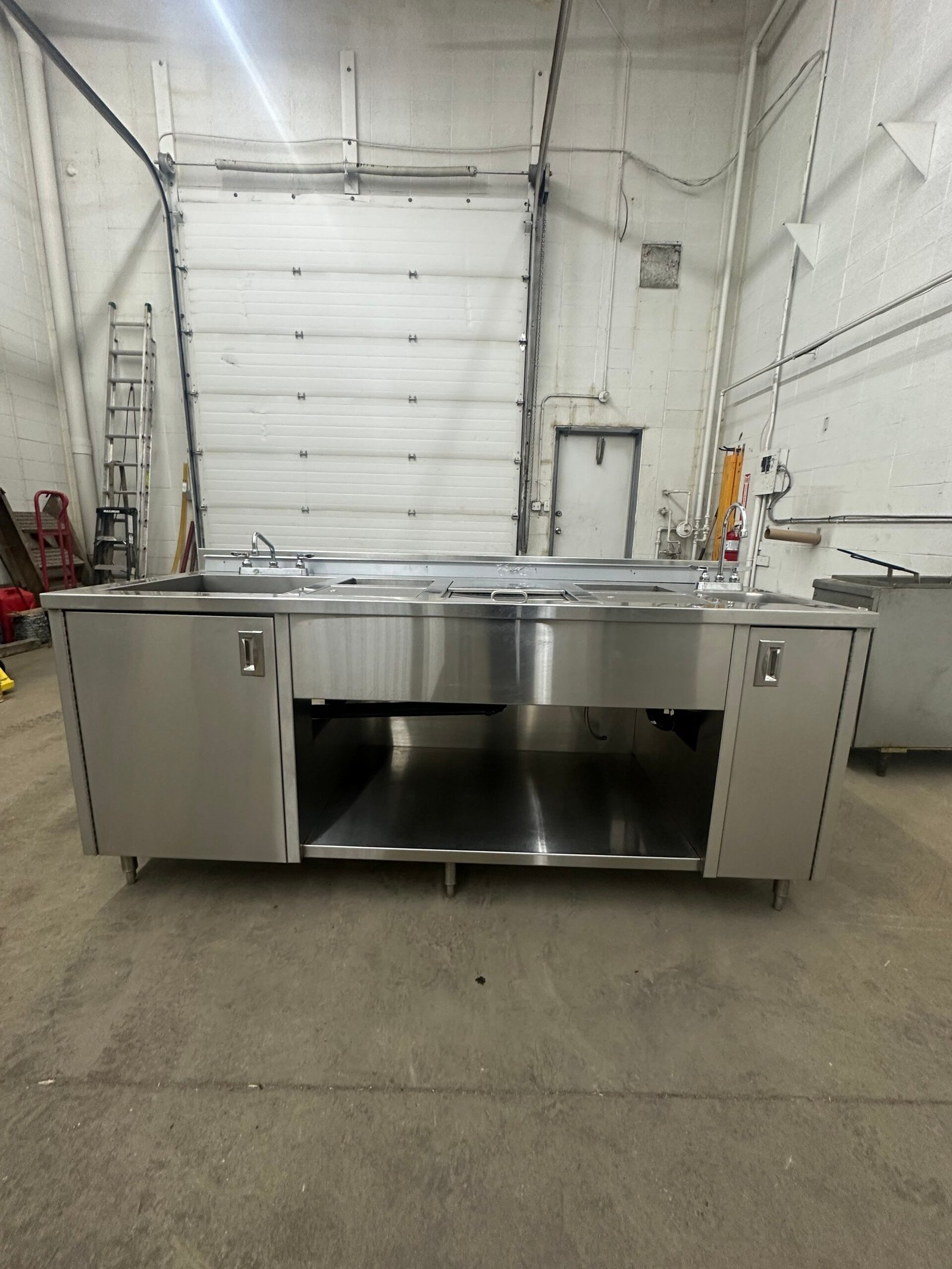 5 Compartment Commercial Stainless Bar Sink with 2 Faucet 5C-SBS-2F-CL