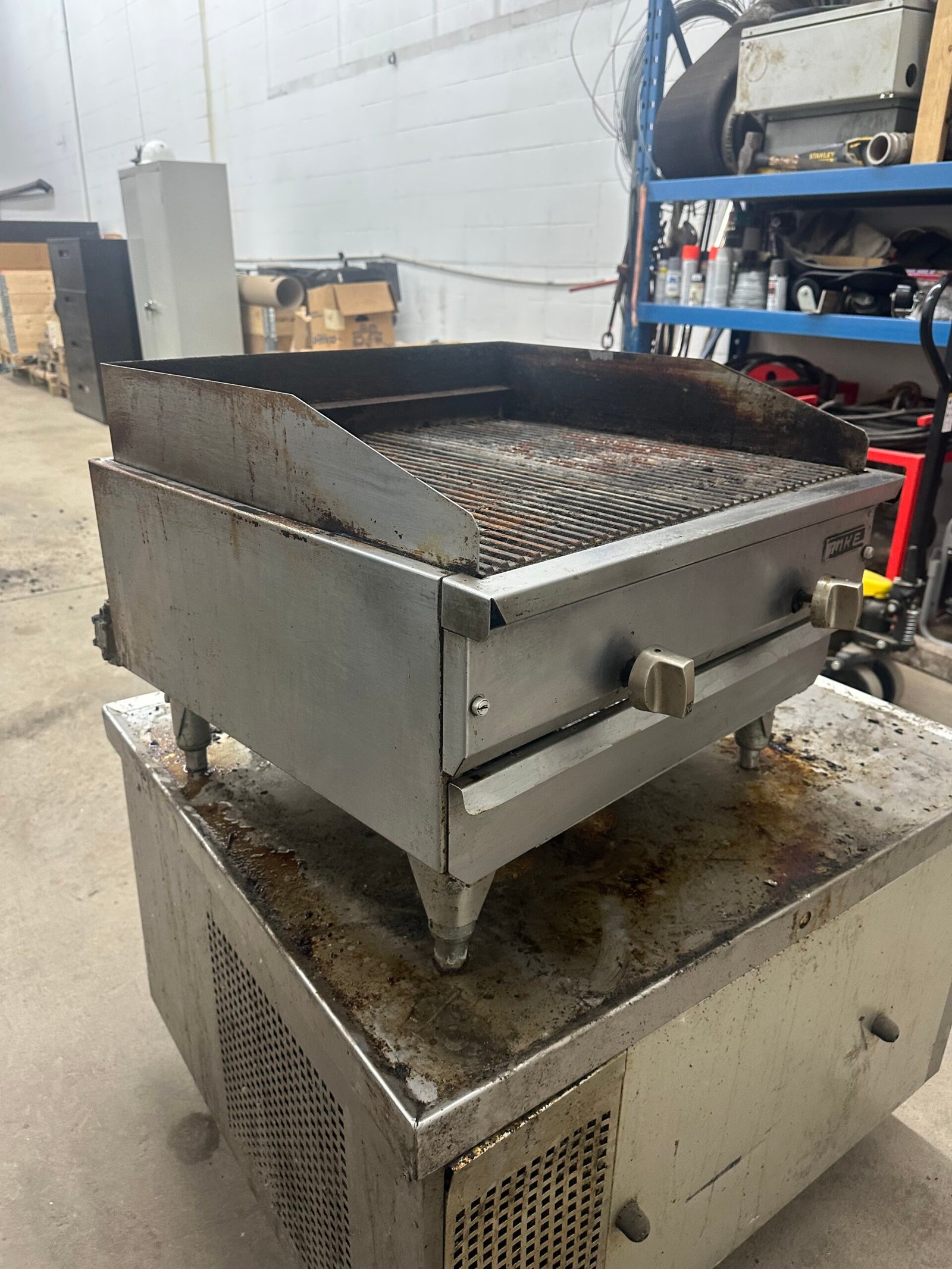 24" Charbroiler NG Countertop Commercial Restaurant Equipment MKE24-CL
