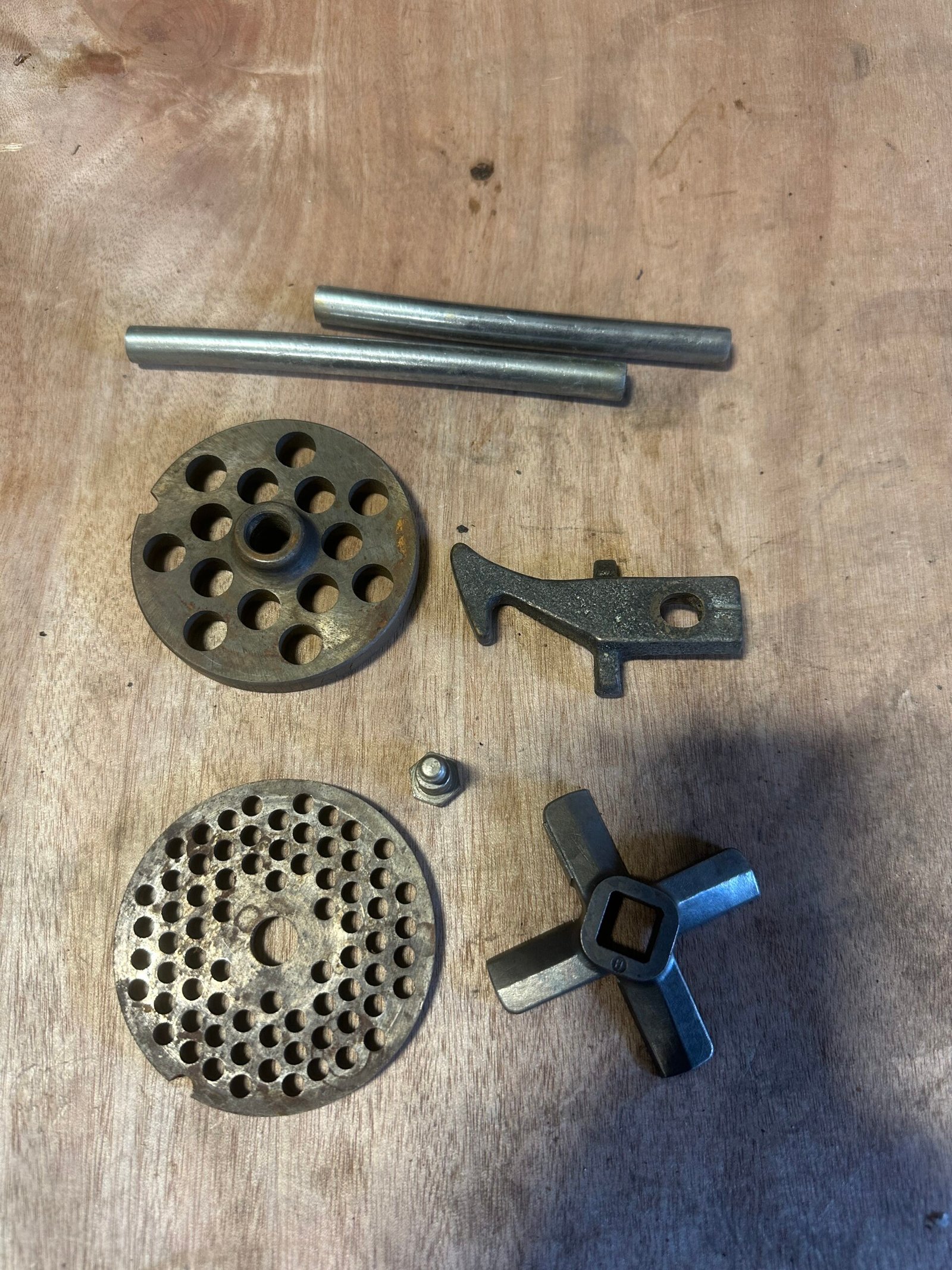 Meat Grinder Attachment with 3 Different Plates (Attachment Only) MGAW-3DP-CL