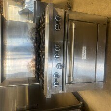 Used 36″ Natural Gas 6-Burner Restaurant Range With Standard Oven 230,000 BTU US Range U36-6R