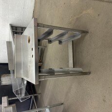 Used 26″ Work table with Bun Tray Underneath WTWBT26