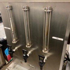 Used Restaurant Equipment Upright Twin Coffee or Tea Hot Water 6 Gallon Urn 220 Volt
