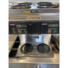 Commercial Bunn 12 Cup Coffee Brewer x2 & Hot Water Faucet with x6 Warmers