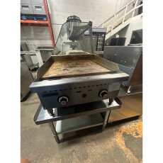 Used 24″ Natural Gas Griddle With Thermostatic Control – 50,000 BTU Vulcan VCRG24-T-CL