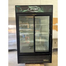Used 47″ 2 Sliding Glass Door Refrigerated Merchandiser True GDM-41-LD-CL