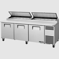 93" 3 Door Pizza Prep Table Refrigerator True TPP-AT2-93-HC-V